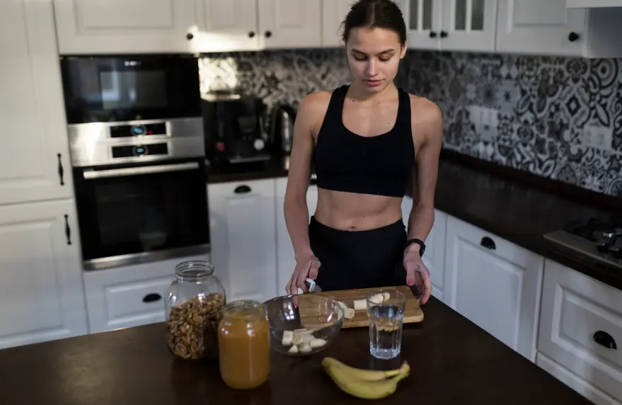 Post workout meal for muscle recovery and glycogen replenishment